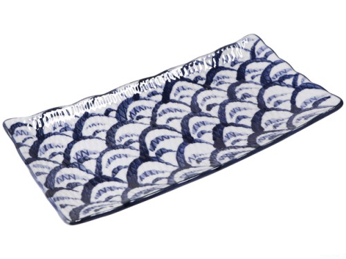 Ceramiczny talerz do sushi - 23,5 x 11 cm z motywem fali