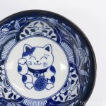 Japońska miseczka z motywem Maneki Neko 15 cm kobaltowa