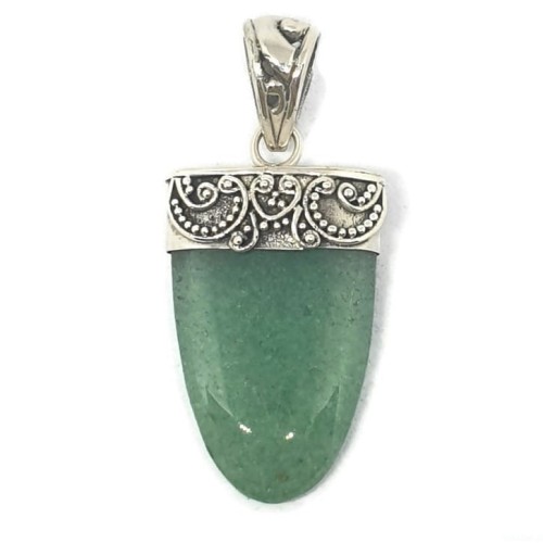 Srebrny wisior z chalcedonem